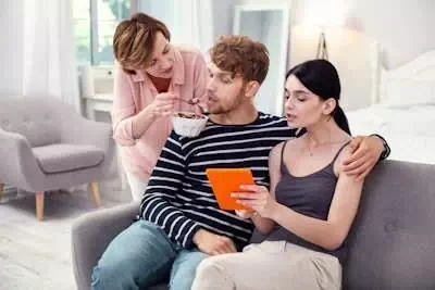 Маменькин сынок