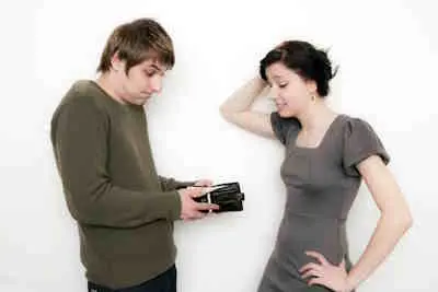 Сколько должен зарабатывать мужчина, чтобы называться настоящим мужчиной.