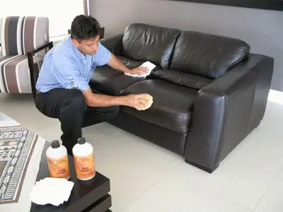 Уход за кожаной мебелью